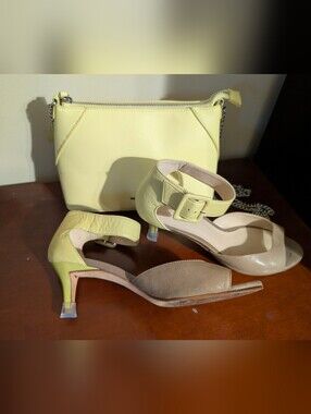 Moda Pelle leather colour block sandals 8-8.5 with a Buckle Closure